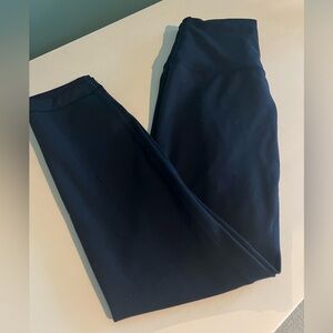 Wonder train high rise lululemon crop (23”)